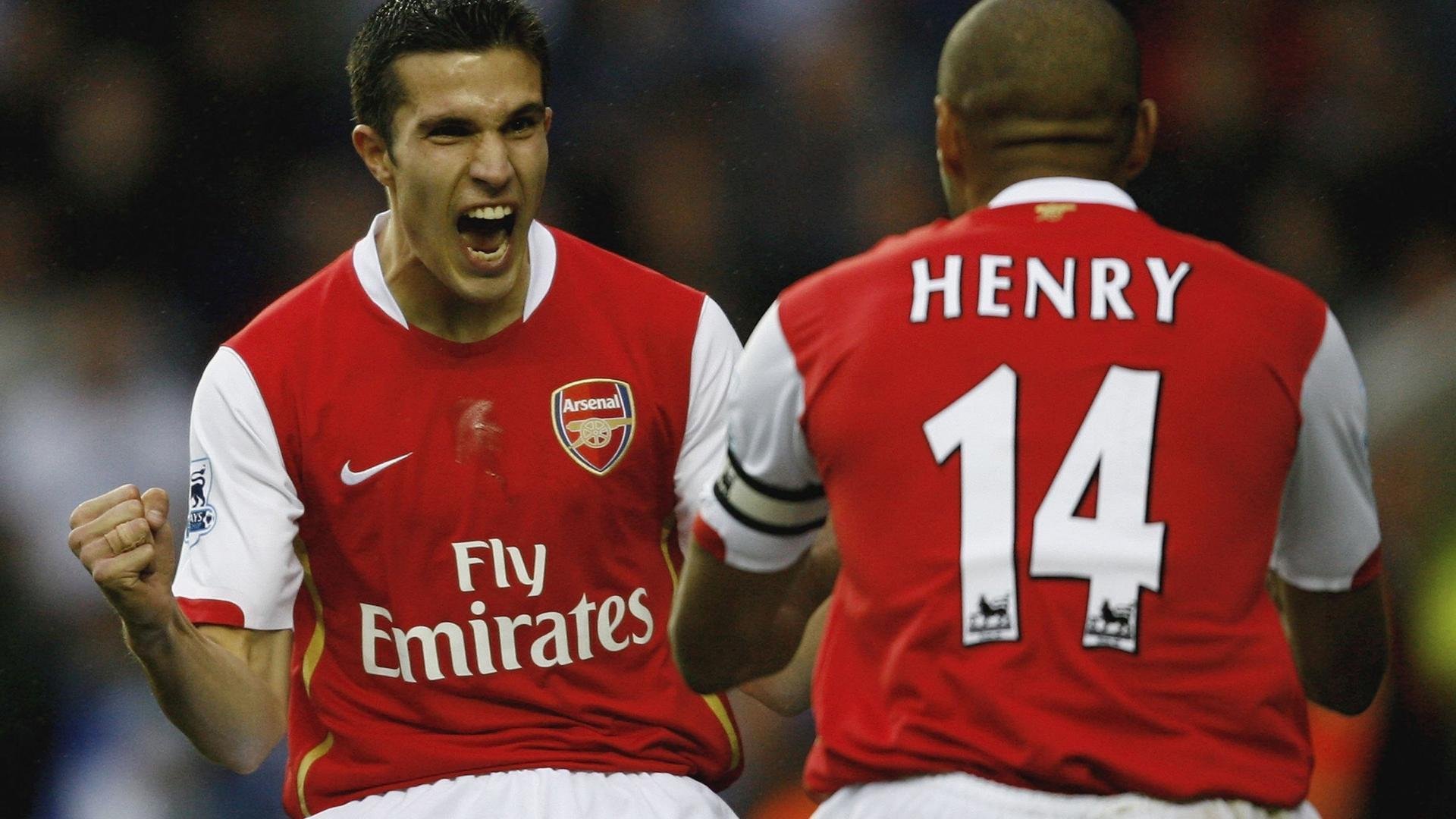 港城大停招高考生，内地“港校”成中产新宠